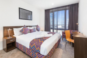  City Edge Dandenong Apartment Hotel  Данденонг